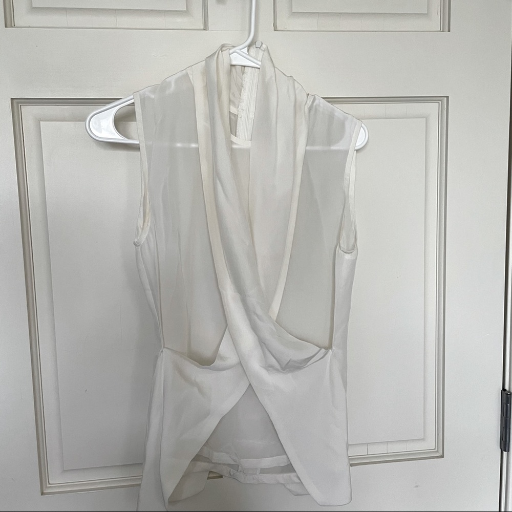 Maurie & Eve 100% Silk Sleevless Wrap Top Size 2